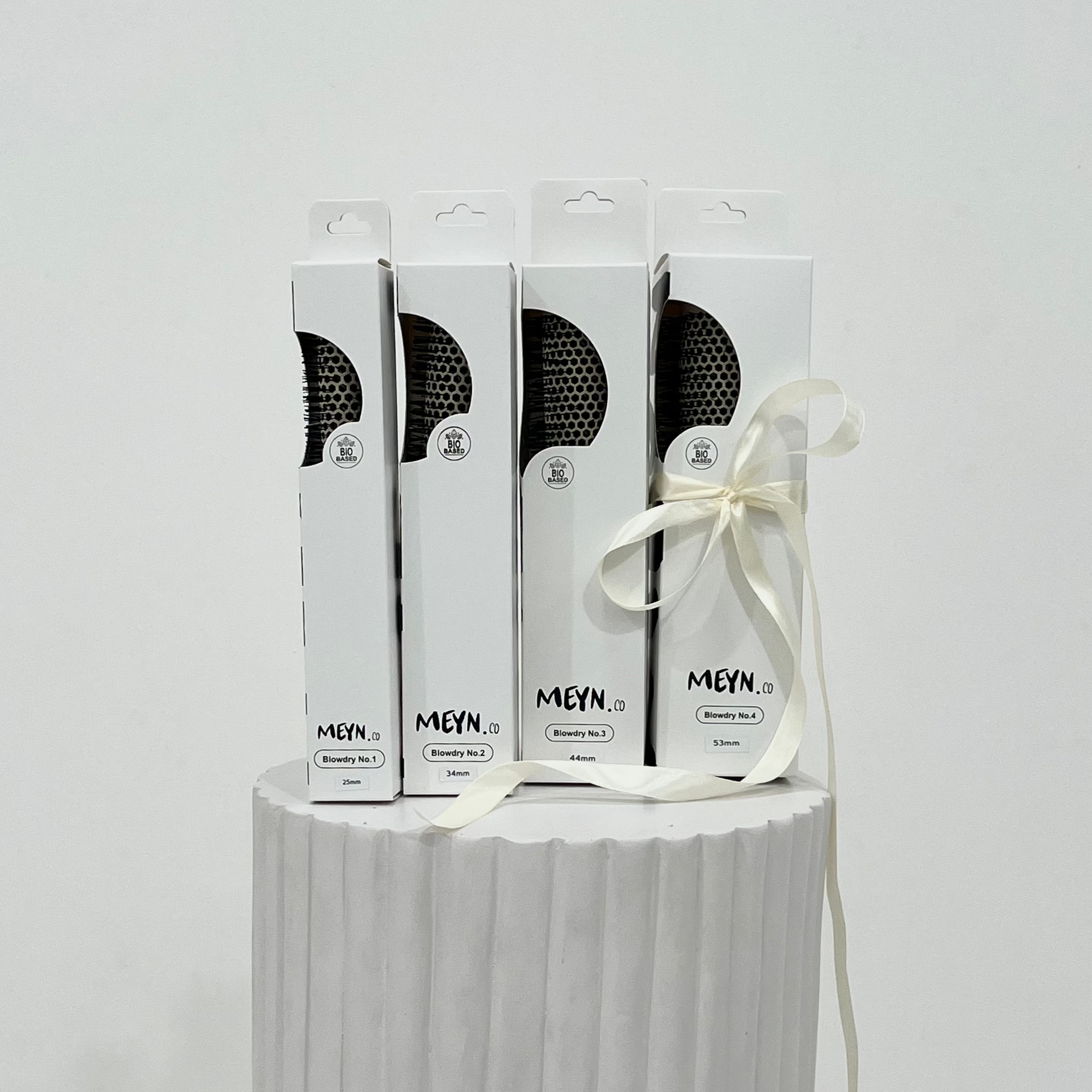 Meyn Blowdry Brush in four barrel sizes, No.1 to No.4