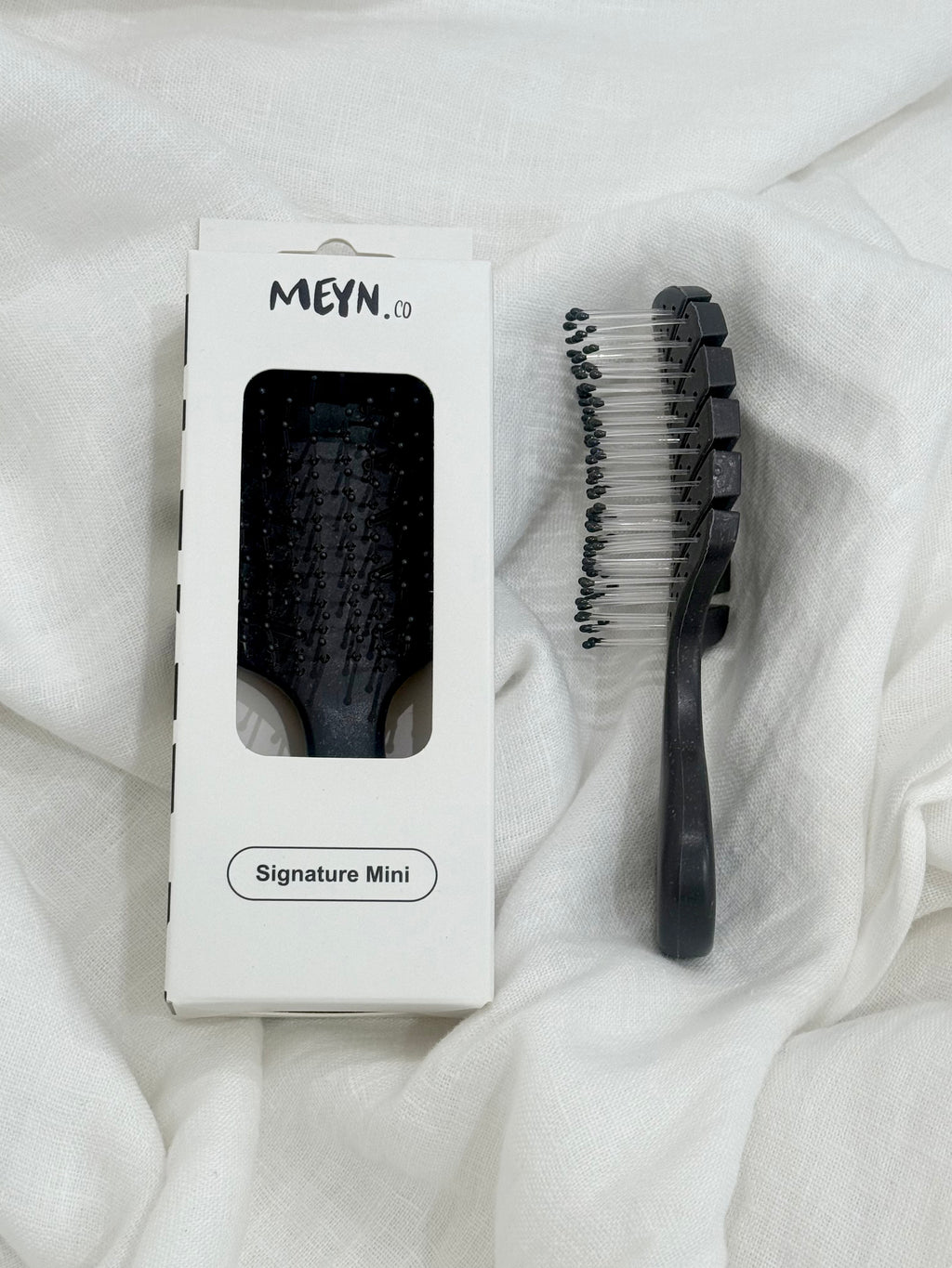 Signature Mini Brush in box