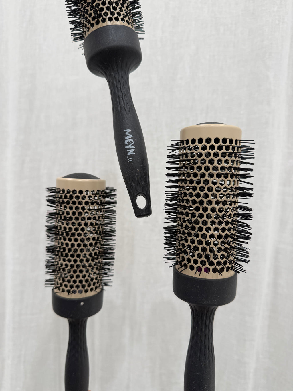 Meyn Blowdry Brush close-up